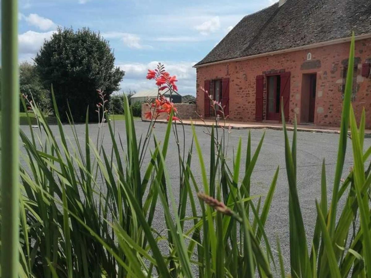 Gite En Campagne Renove Avec Cheminee, Grands Jardins, Wifi, Pres D'Un Village Medieval. - Fr-1-410-334 Moitron-sur-Sarthe Exteriör bild